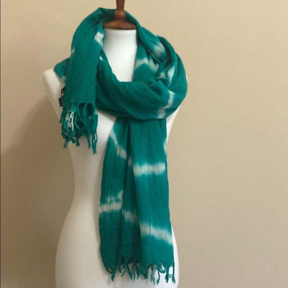 Codello tie dye  100% wool scarf